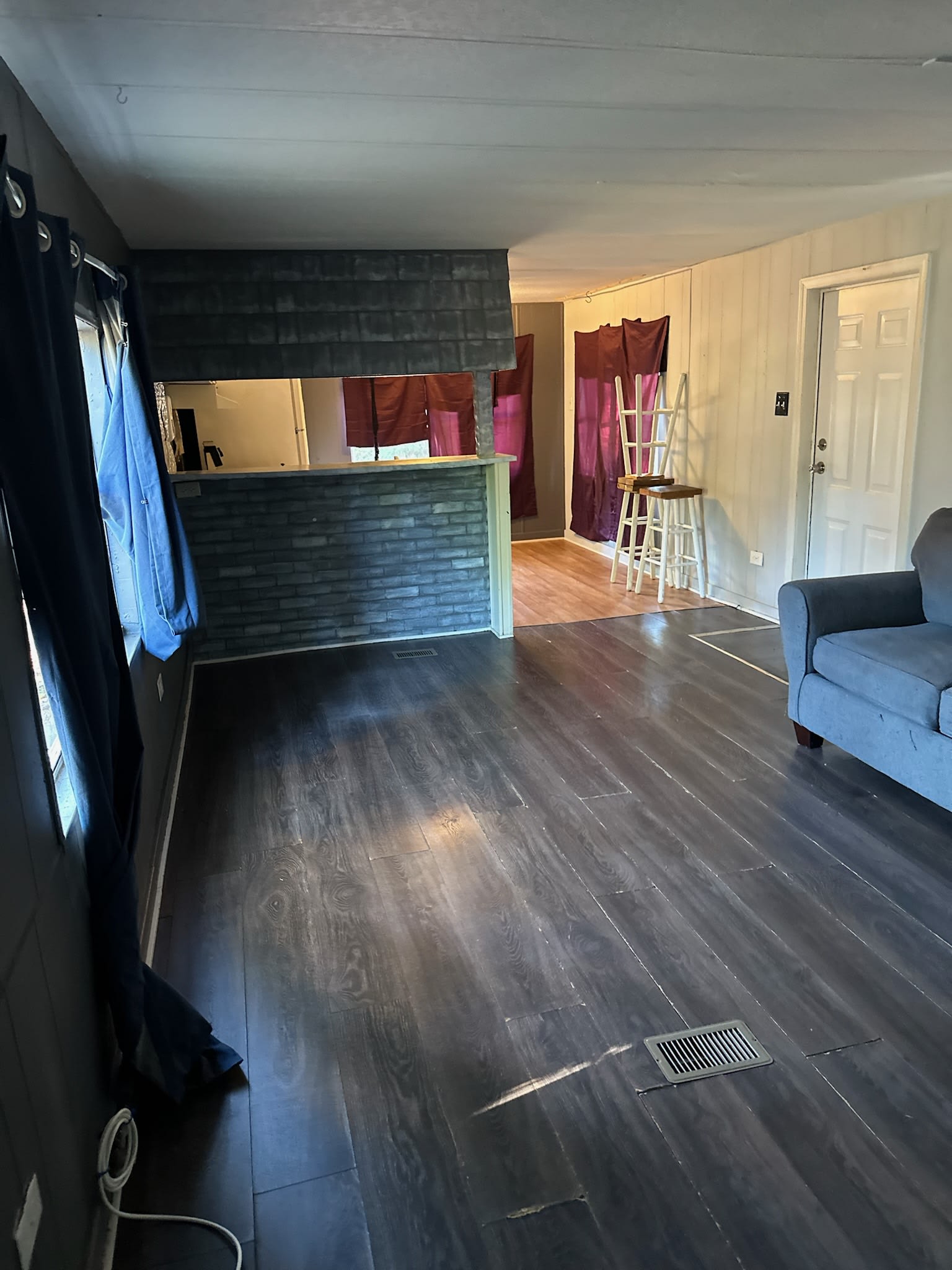 125 Emily St – photo 2
