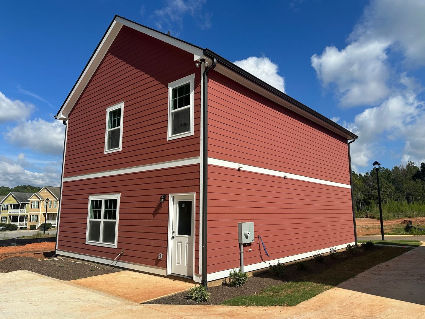 4 Bedroom 4 Bathroom Available – photo 3