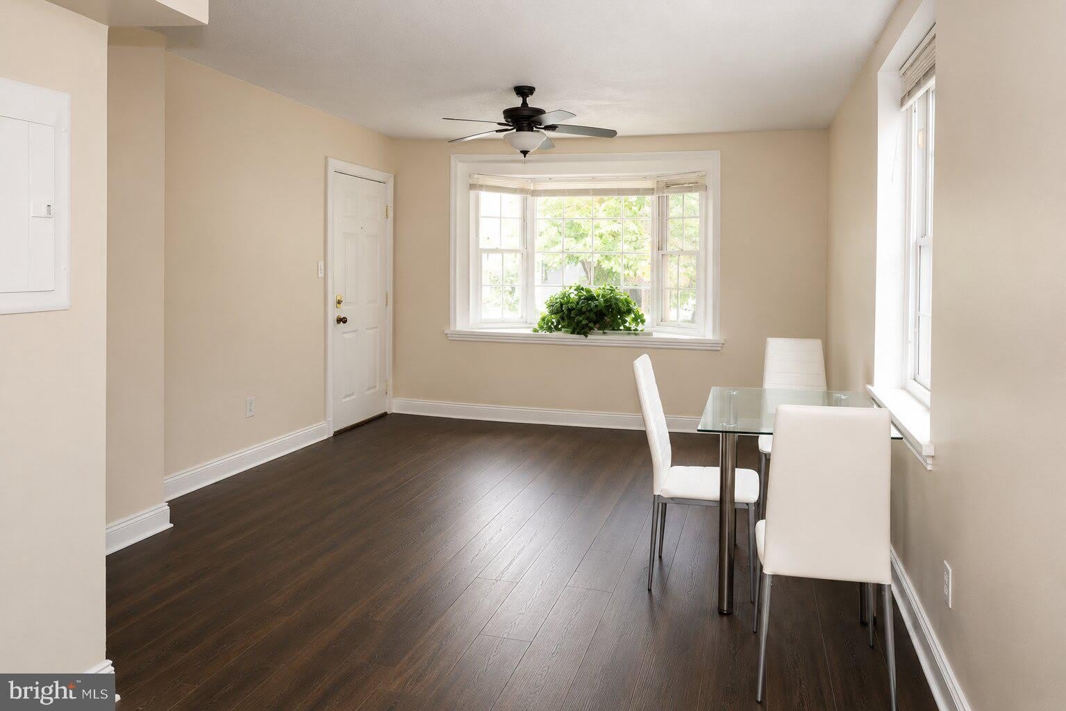 63 GALVESTON Place SW – photo 1