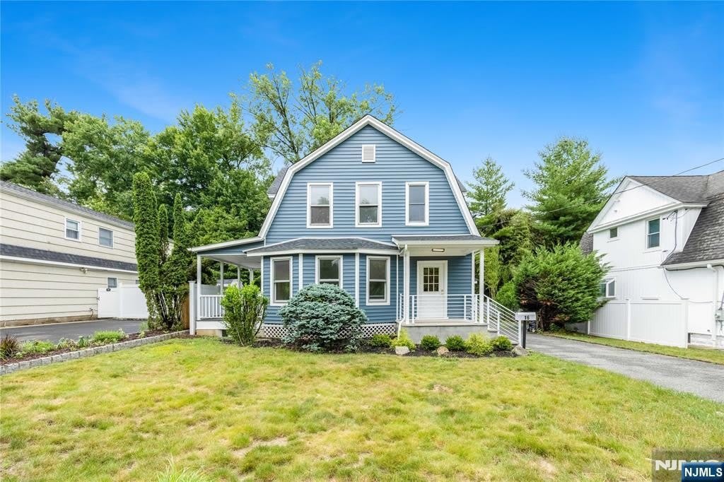 16 Clarke Street – photo 2