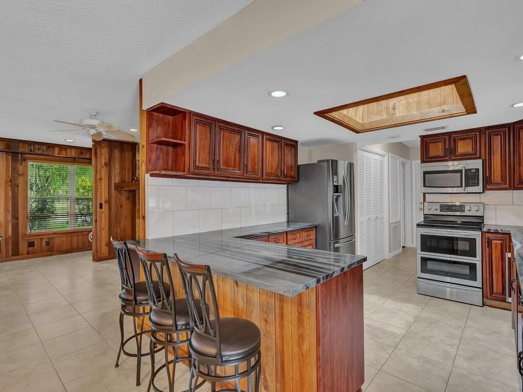 725 4th Avenue SW – photo 2