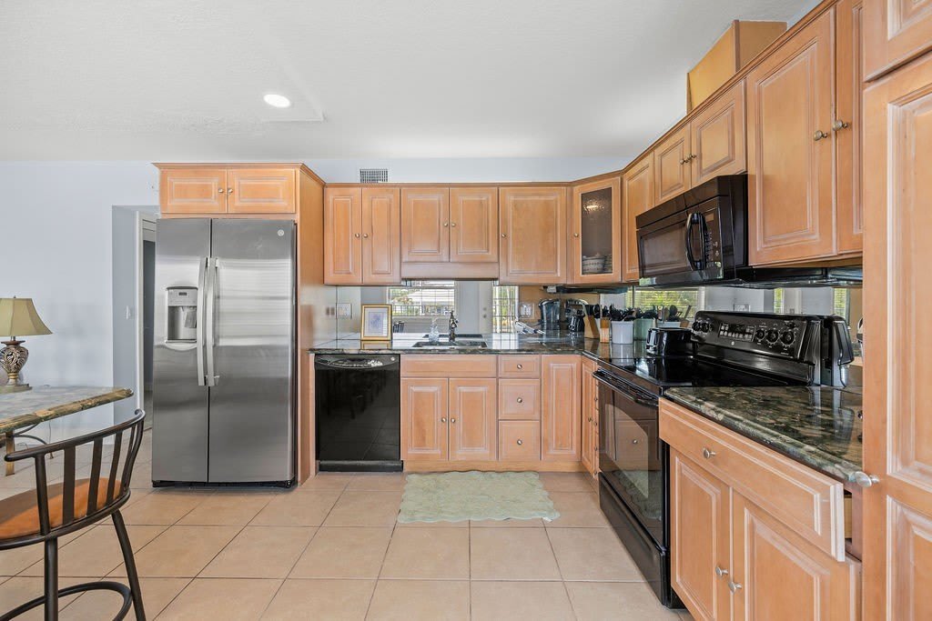 23 Royal Palm Point – photo 4