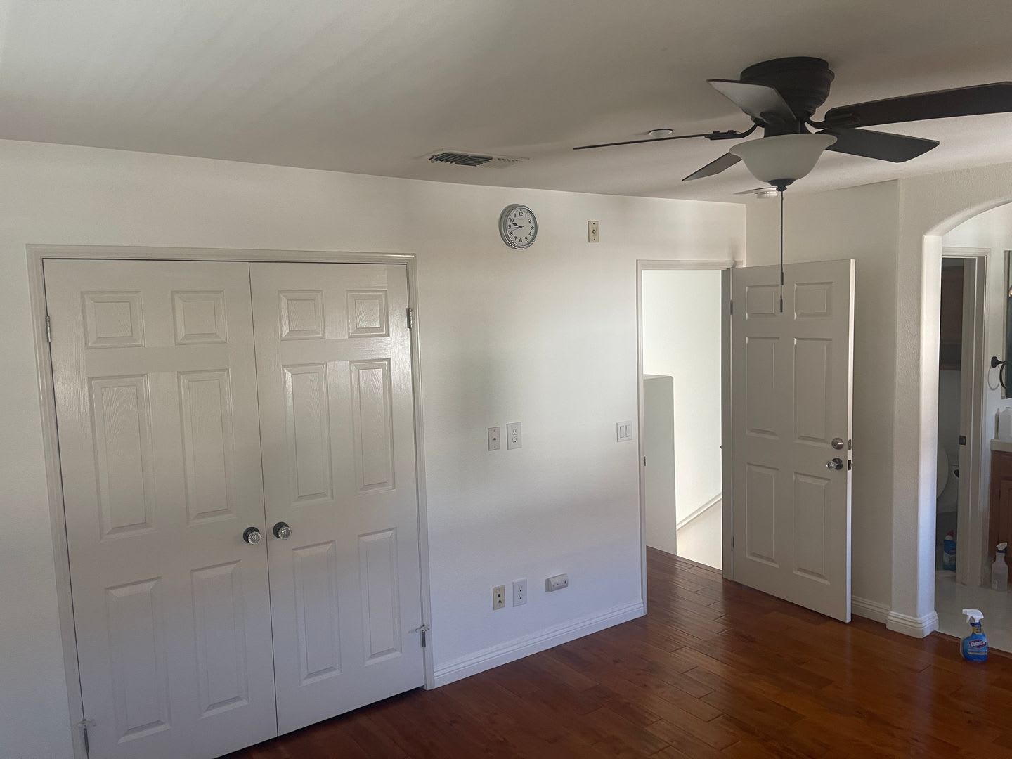 3 Bedrooms 3 Baths Townhome For Rent In Eastlake – photo 4