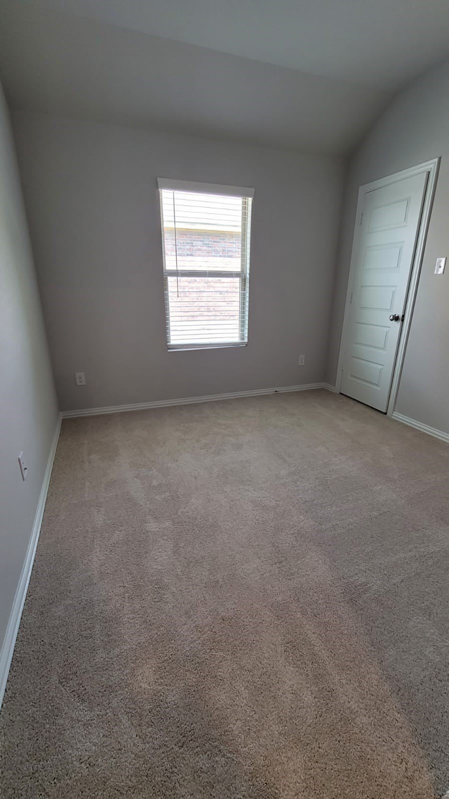1919 Rolling Ridge Drive – photo 5