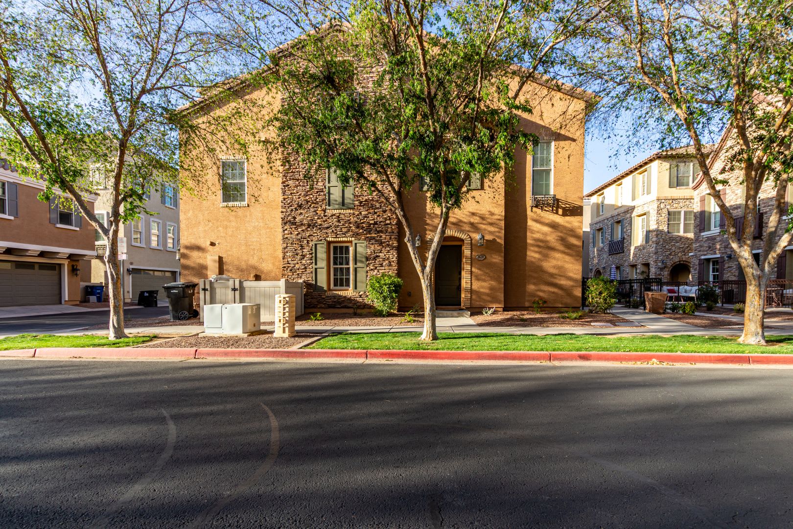 3 Bed, 2 Bath in Gated Val Vista Classic – photo 2