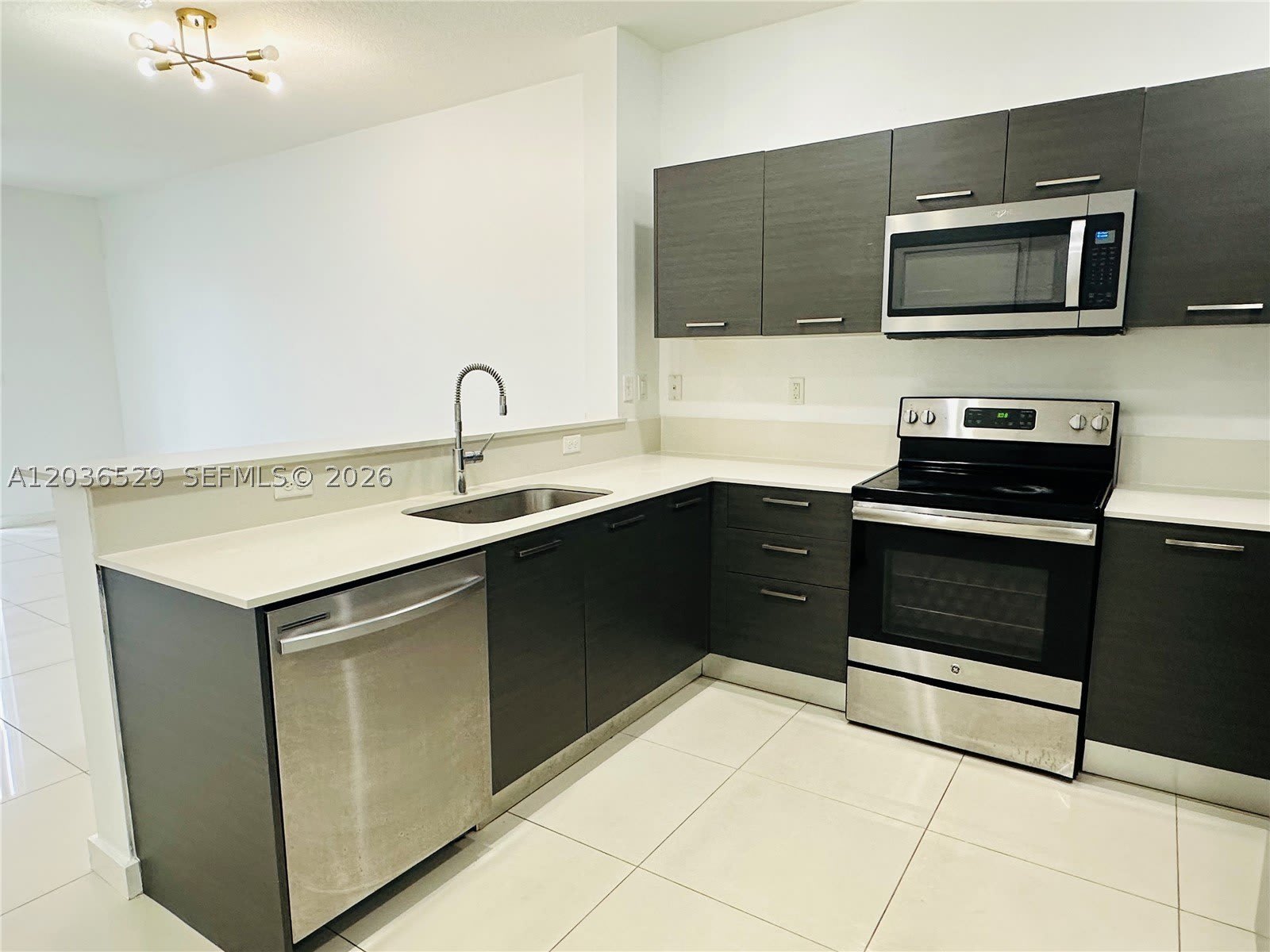 3507 NW 13th St – photo 2