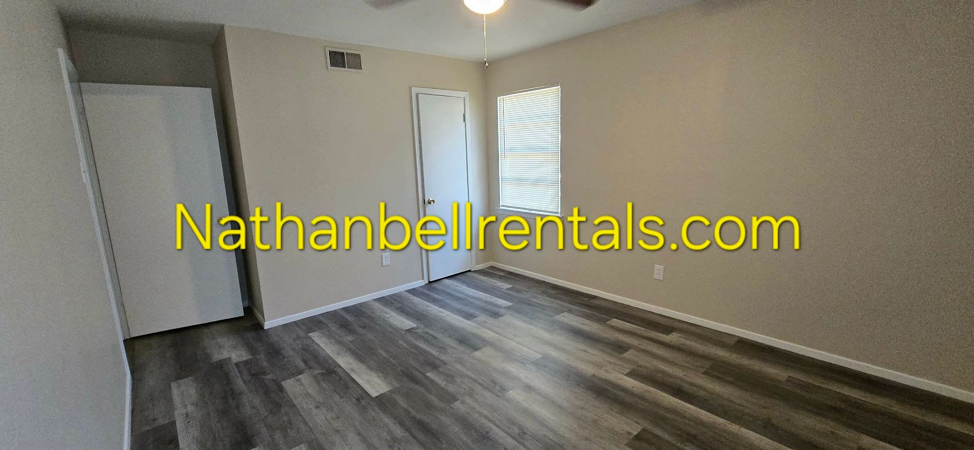 2340 Beverly Dr. – photo 3