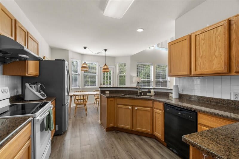 8024 Whitworth Lane – photo 4