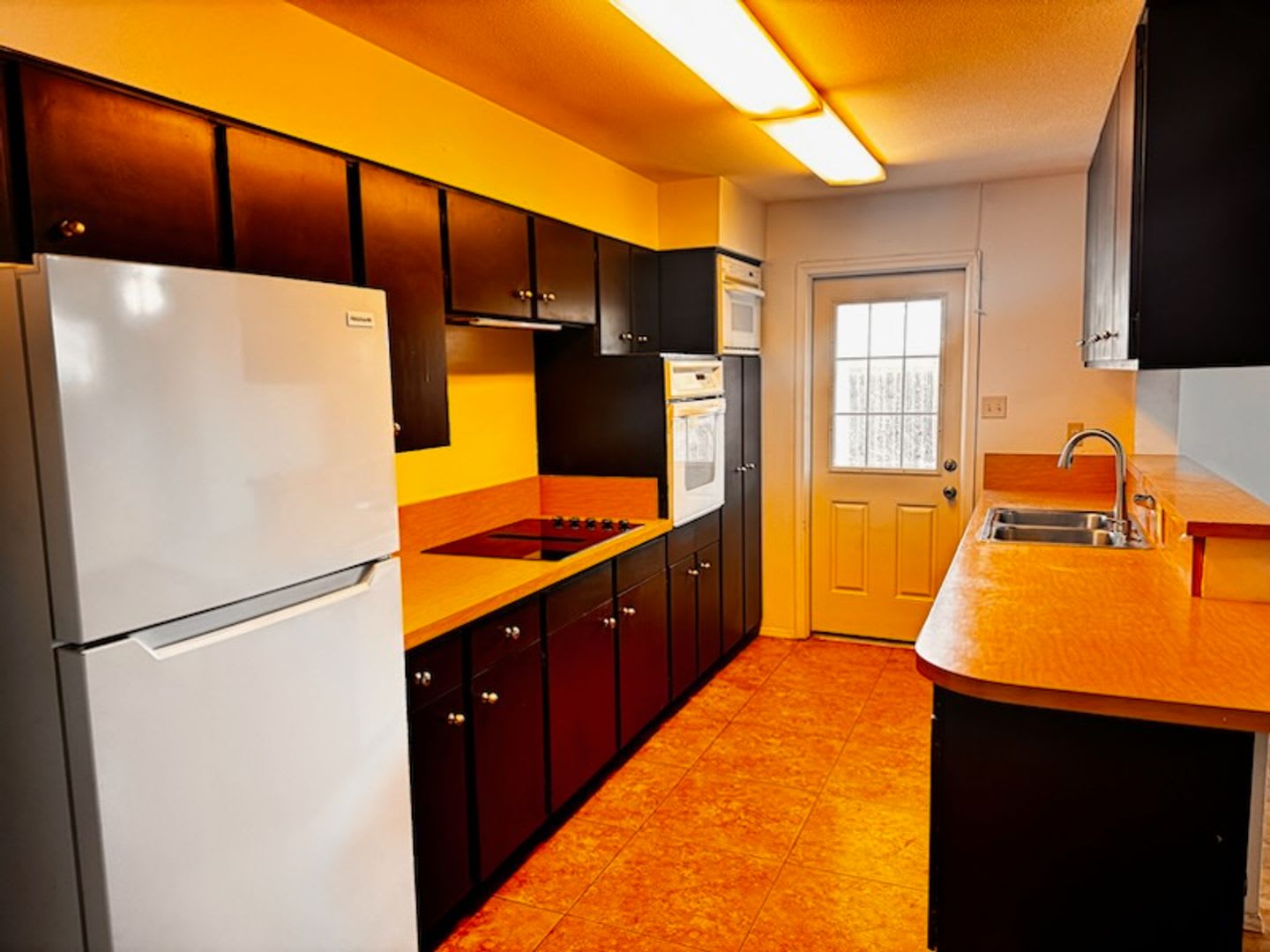4 bedroom in Tempe – photo 2