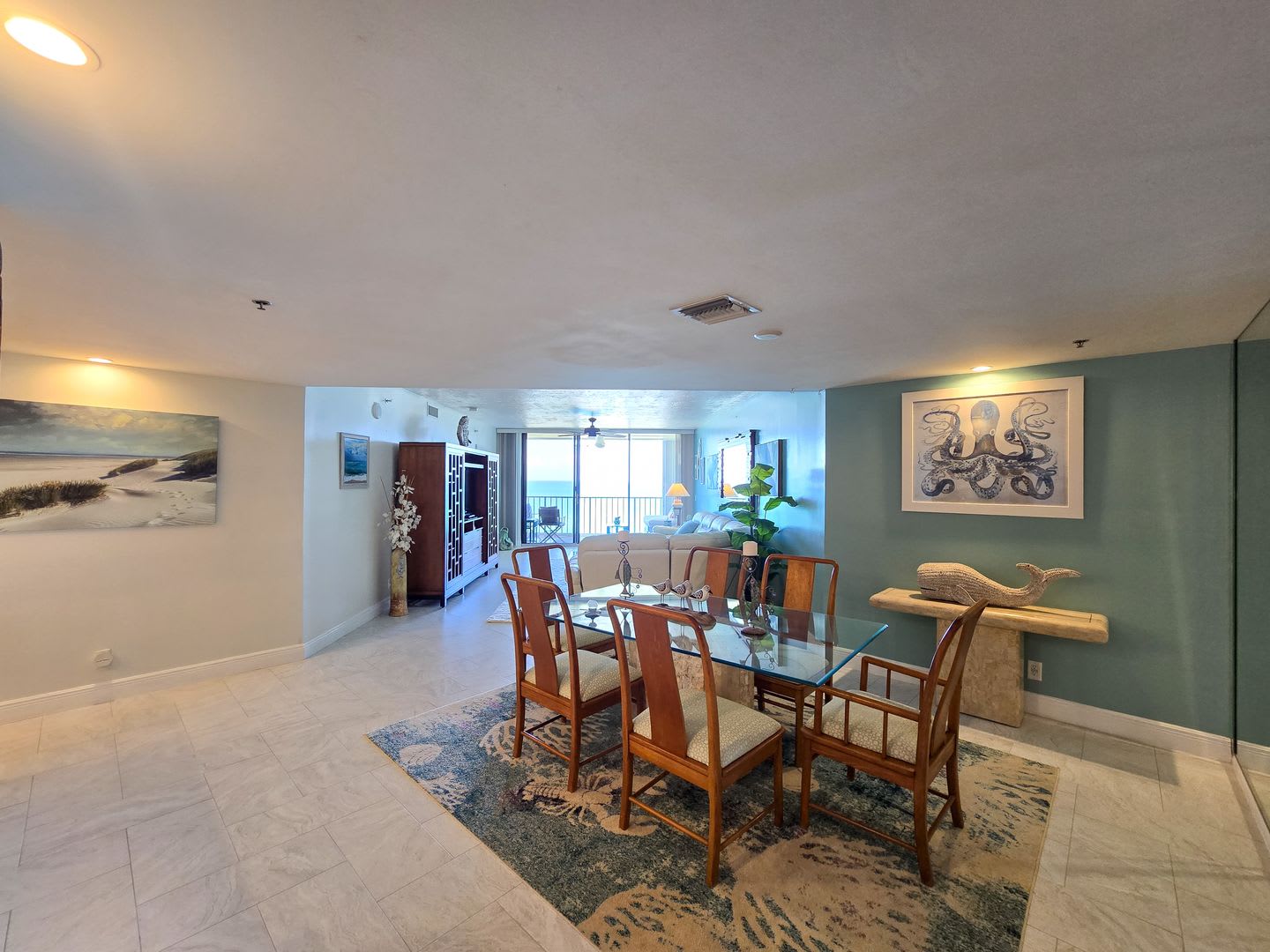 Enjoy this piece of paradise! 2 month minimum! – photo 4
