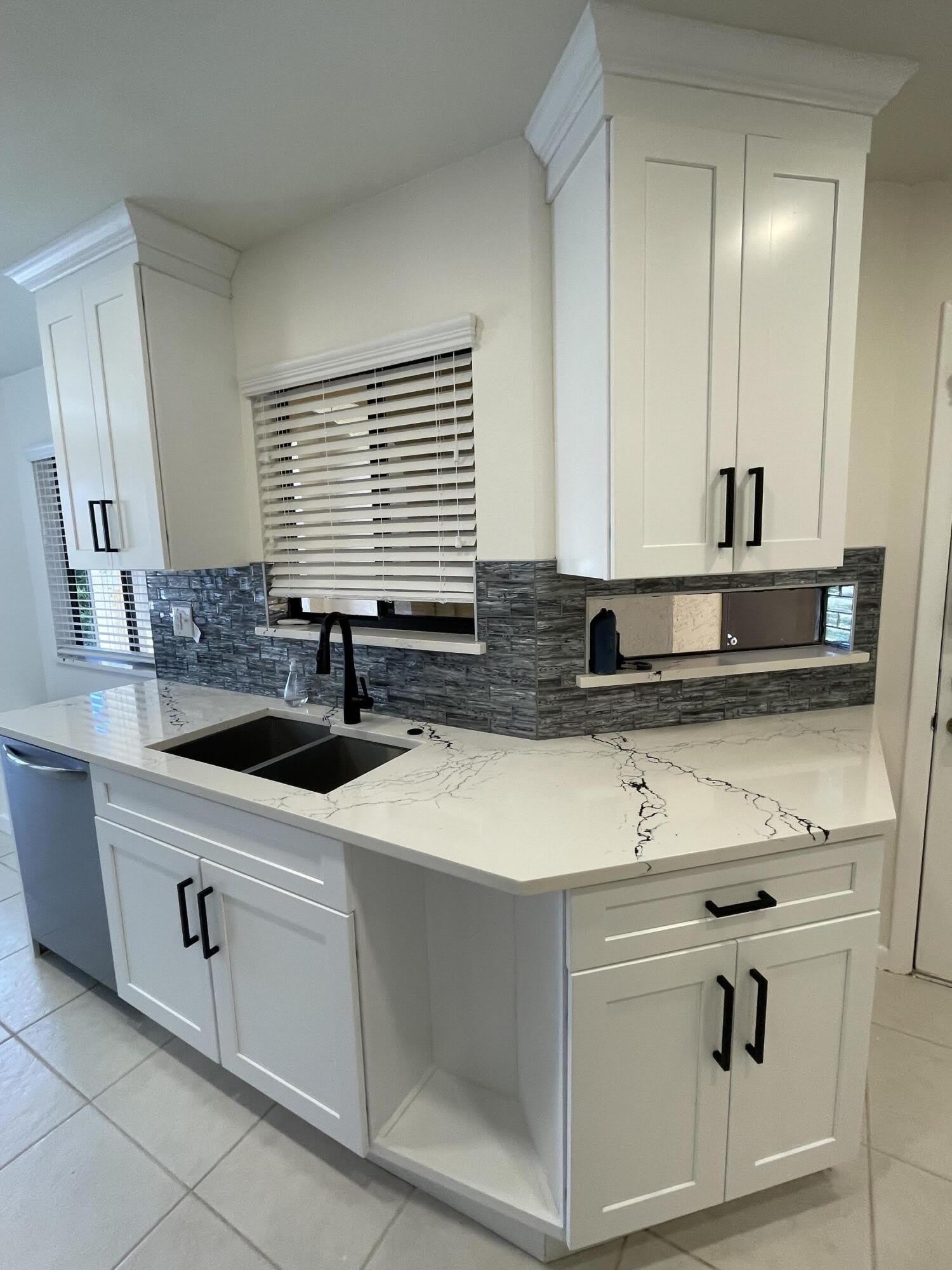 613 Manatee Drive – photo 5
