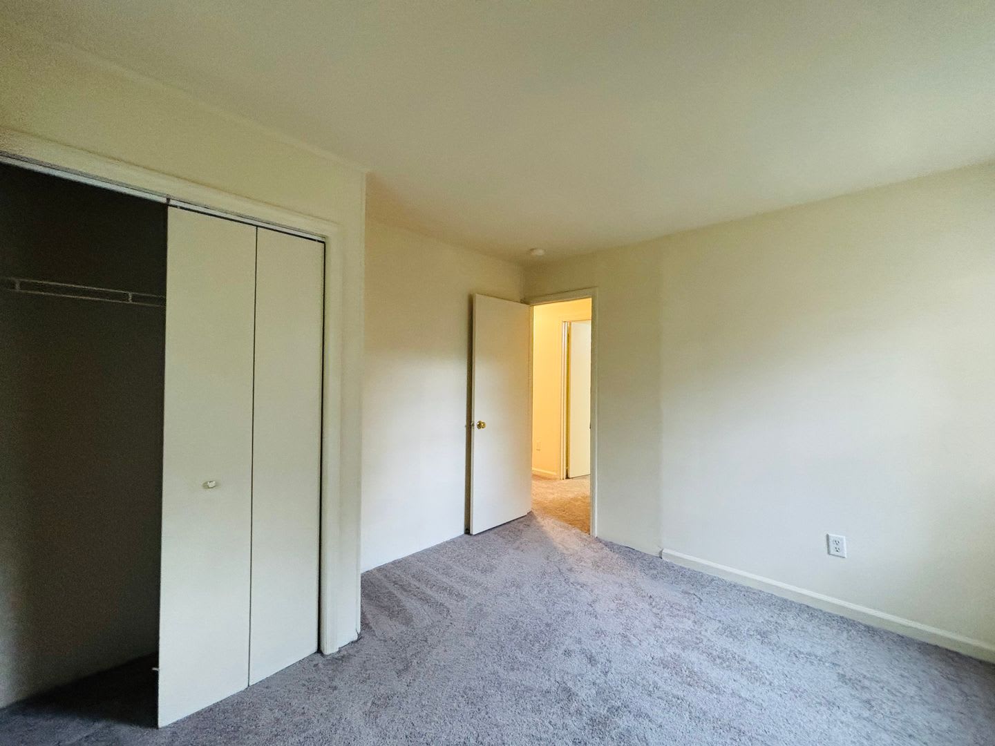 3 Bedroom 2.5 Bath Townhouse – photo 5