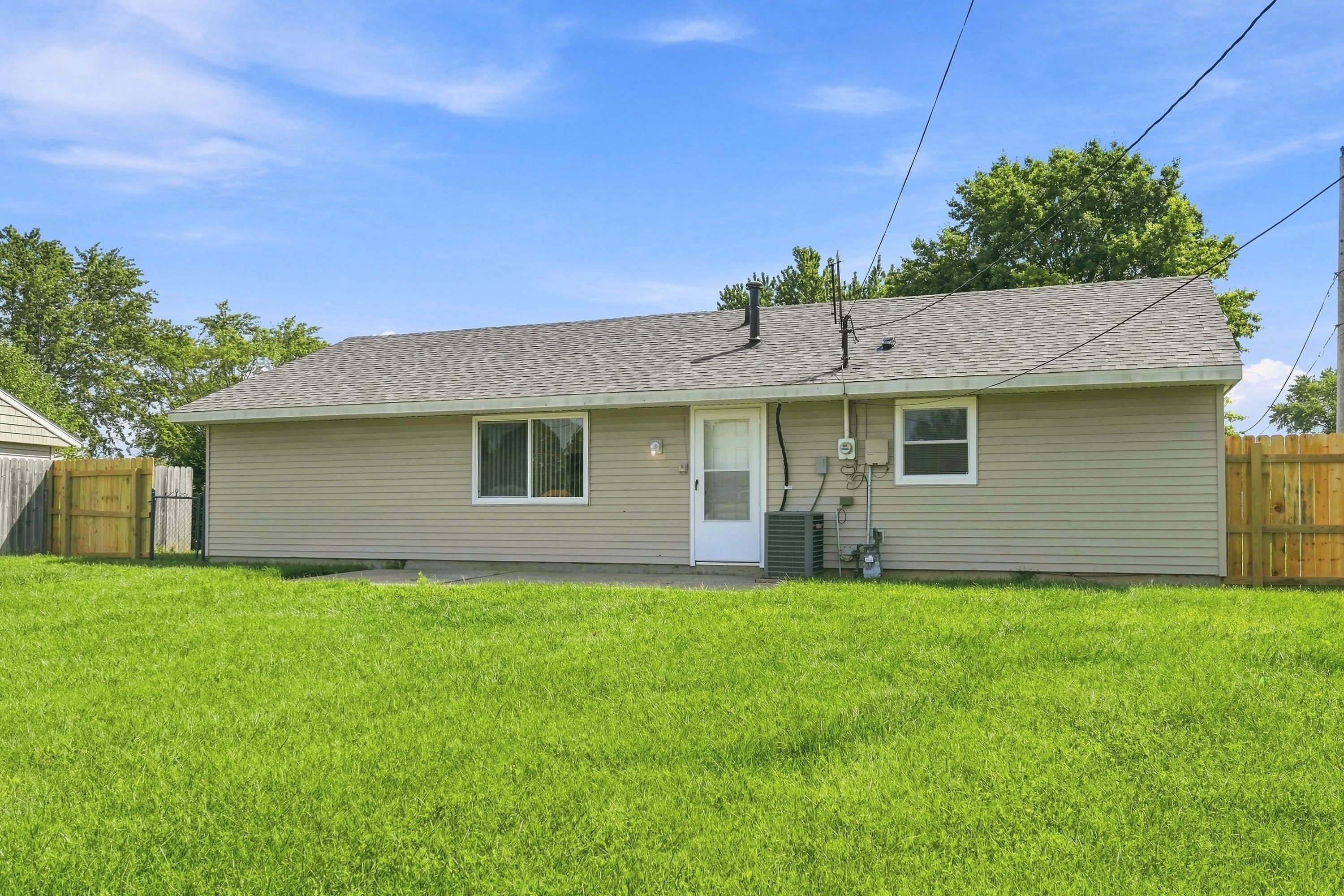 7123 Strawberry Drive – photo 1