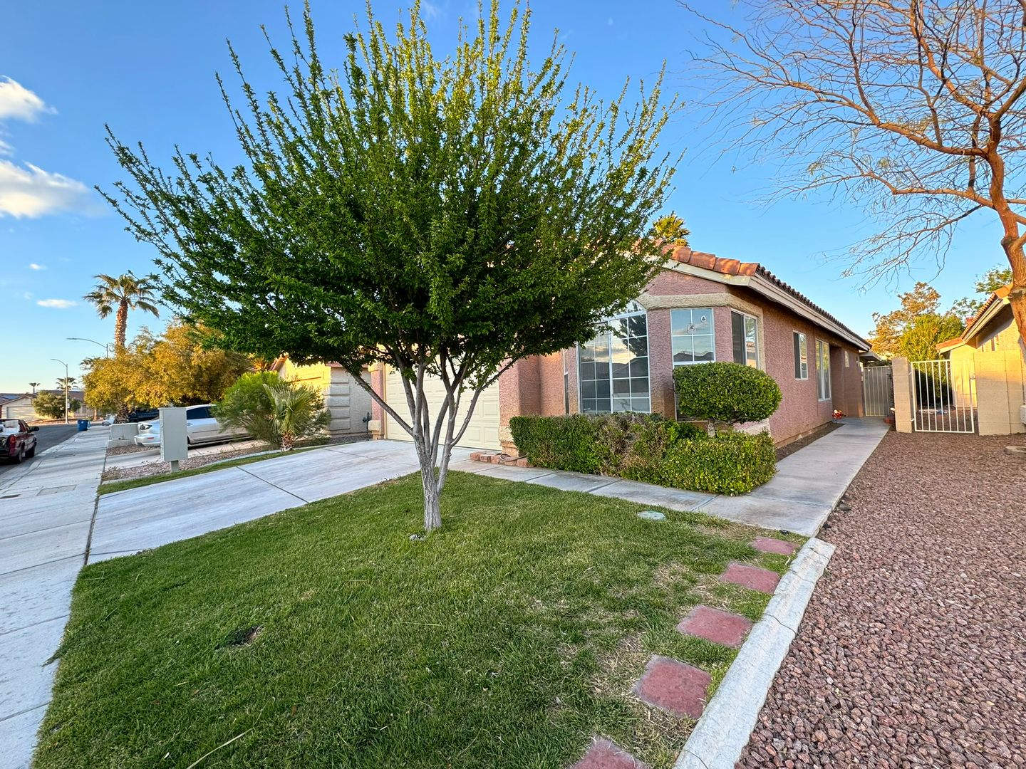 ** Coming Soon on 9/01/2026 ** Fully renovated with a contemporary flair One-Story Home – photo 3