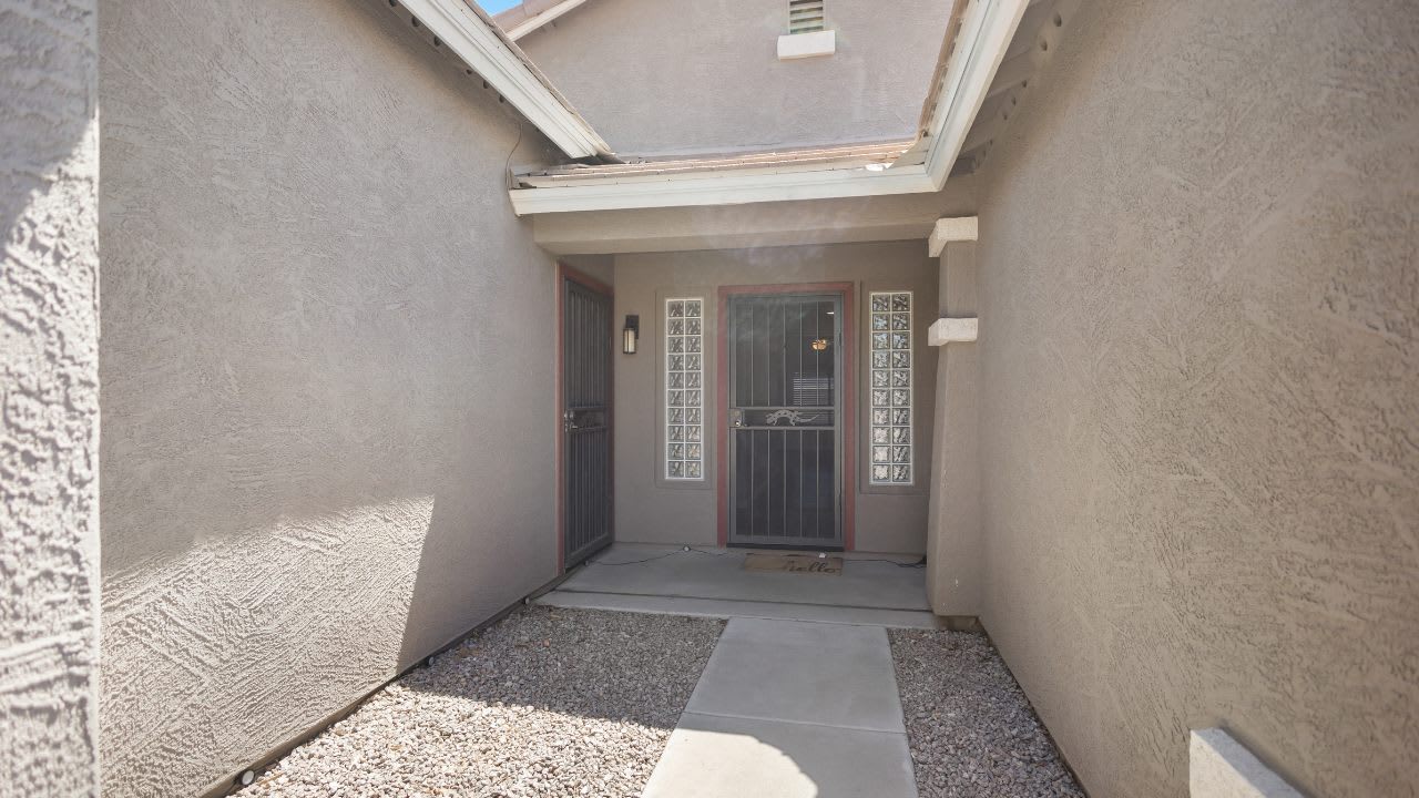 2501 S 255Th Dr – photo 2