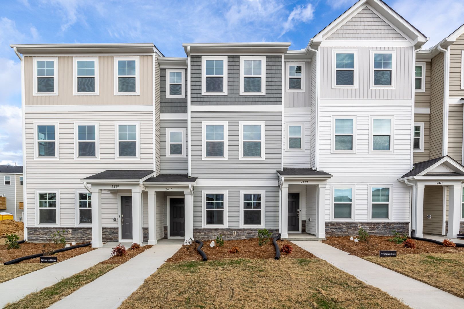 Stunning 3/3.5 Townhome in SE Raleigh – photo 5