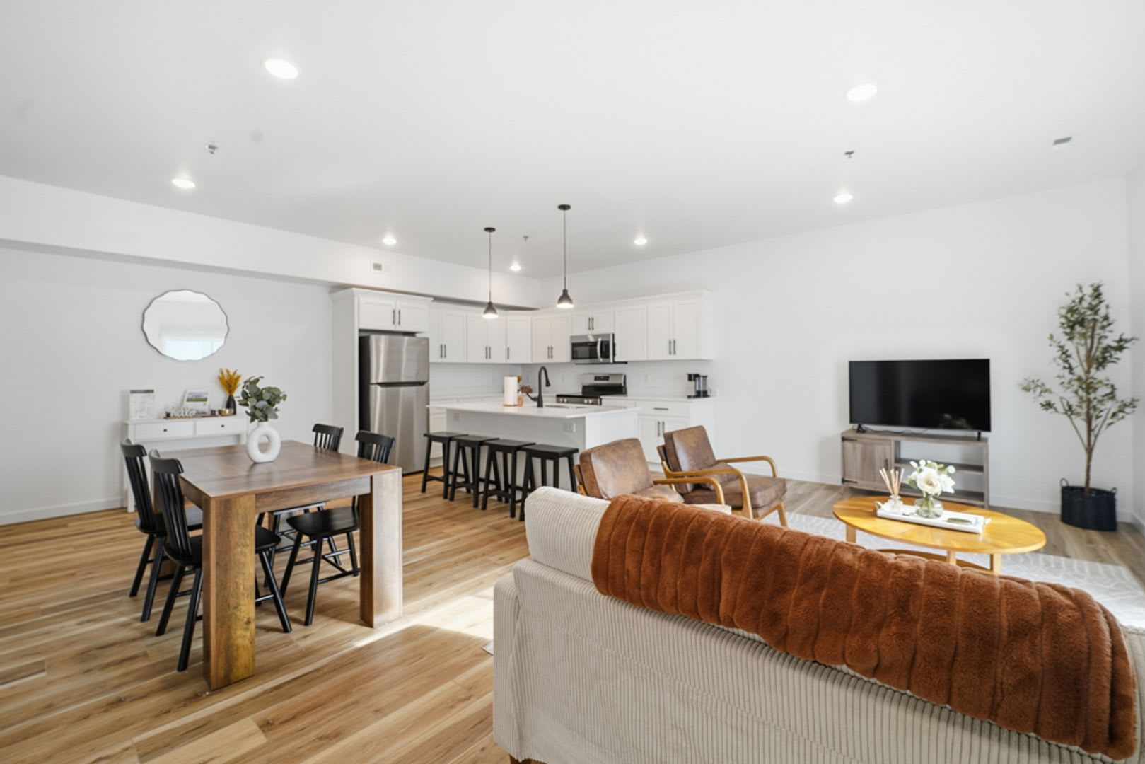 Twin Oaks Apartments – photo 4