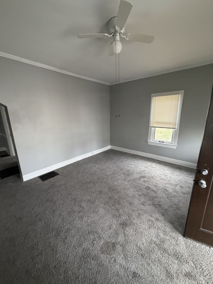 Cute and Cozy 2BD/1BA LEASING SPECIAL Move in by 9/15/2026 and receive 50% off of your Deposit. – photo 4