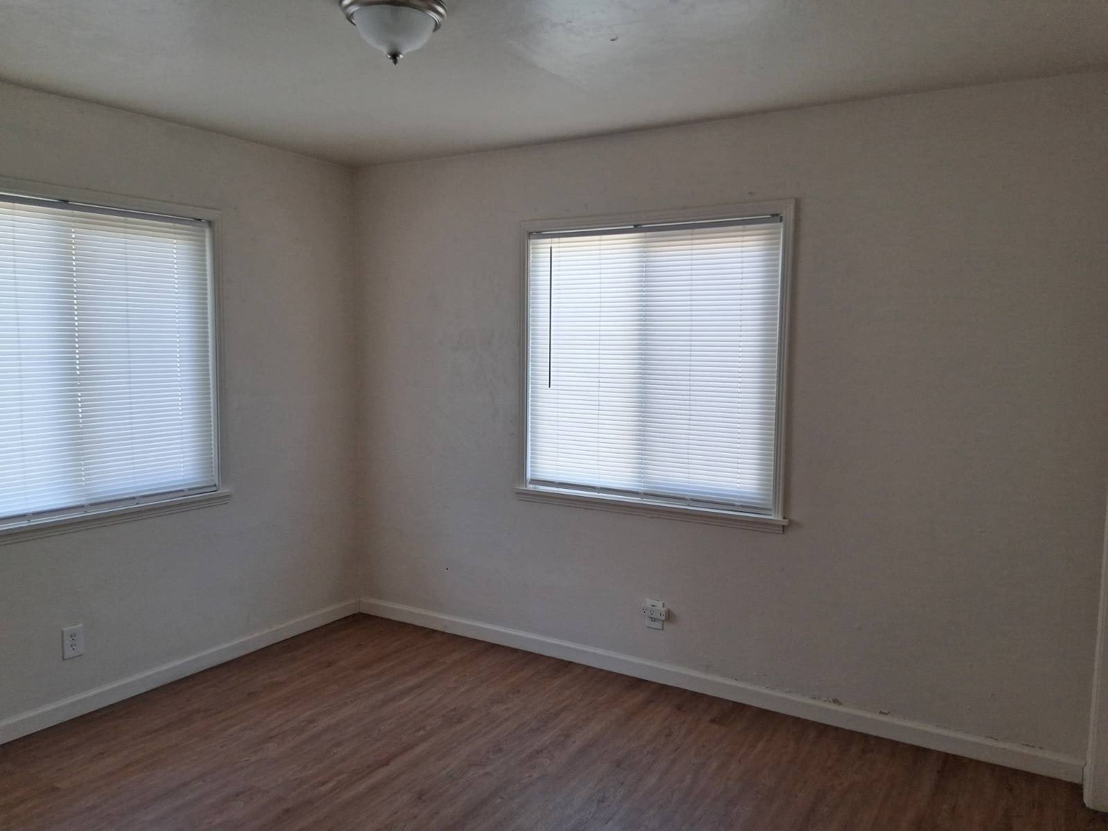 614 Otis Ave – photo 4