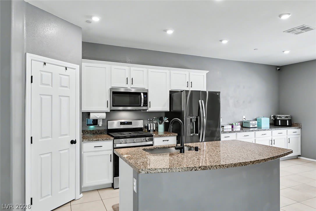 10634 Sariah Skye Avenue – photo 4