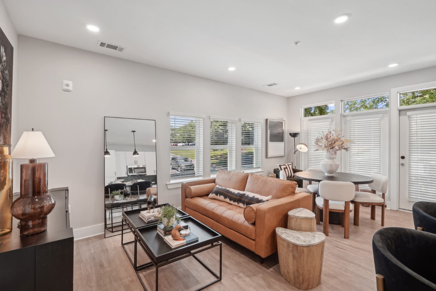 900 Willow – photo 5