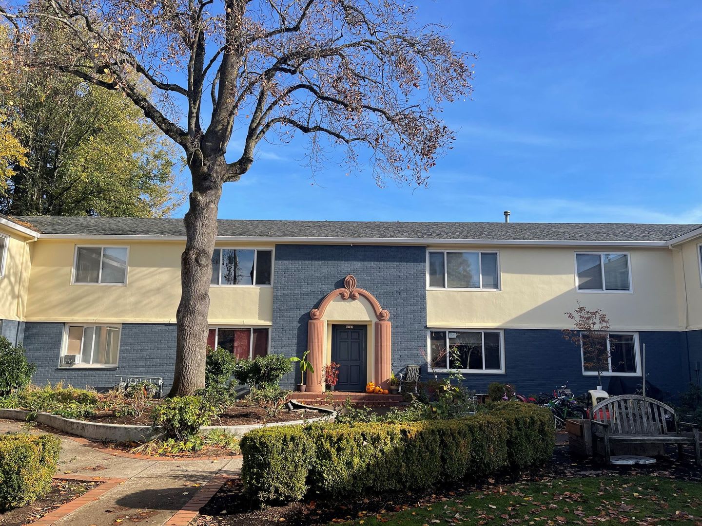 Kelli Ann Apartments – photo 1