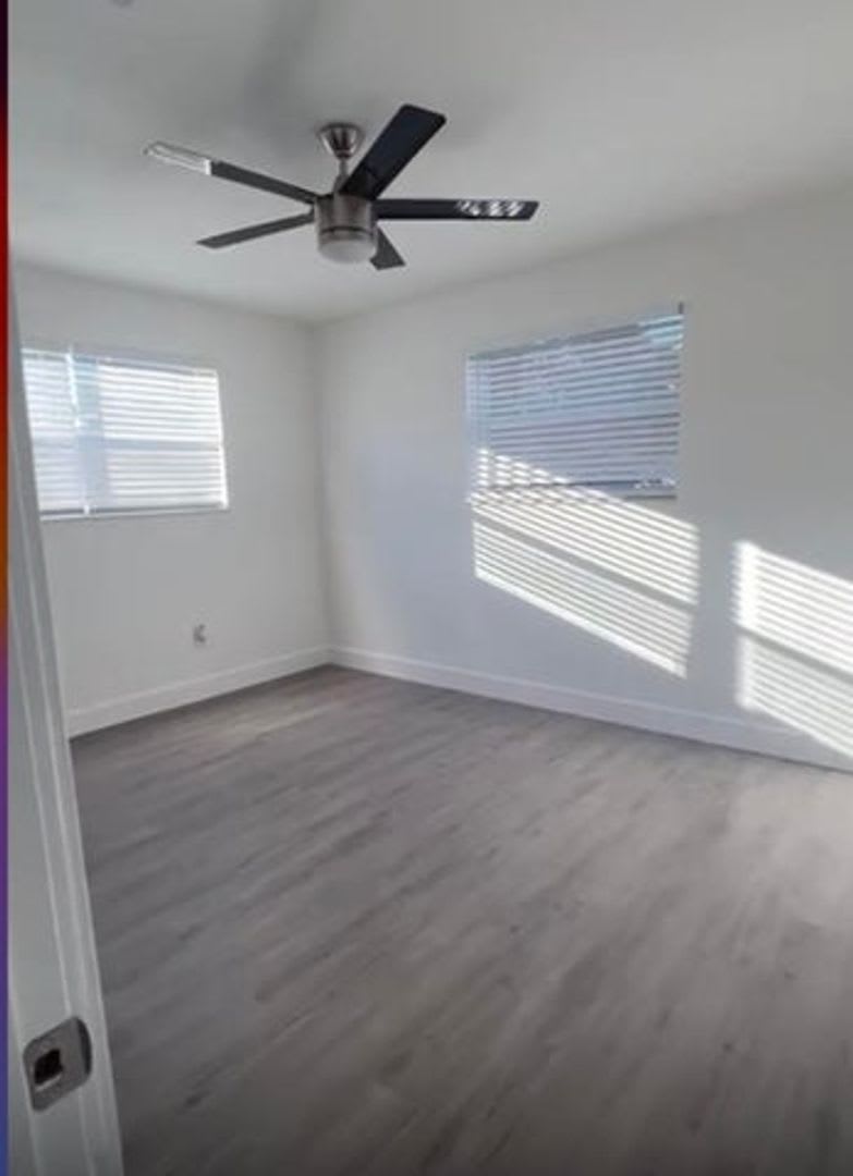 517 NW 16TH Avenue, Fort Lauderdale, FL 33311 – photo 4