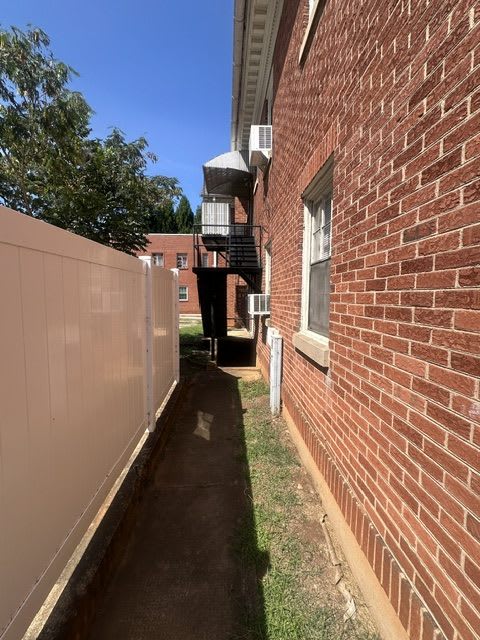 115 Westmoreland Court – photo 2