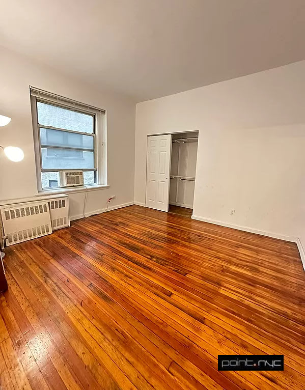 214 West 21st – photo 3