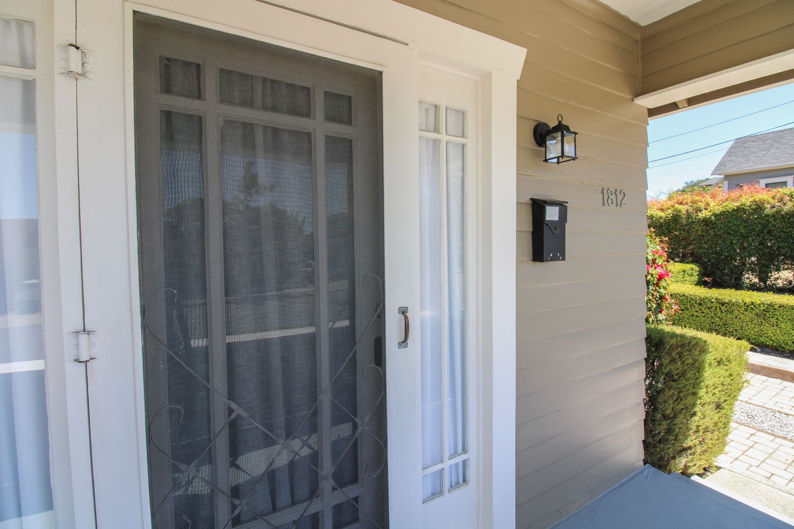 2 Bedroom Bungalow Downtown SLO with Garage – photo 3