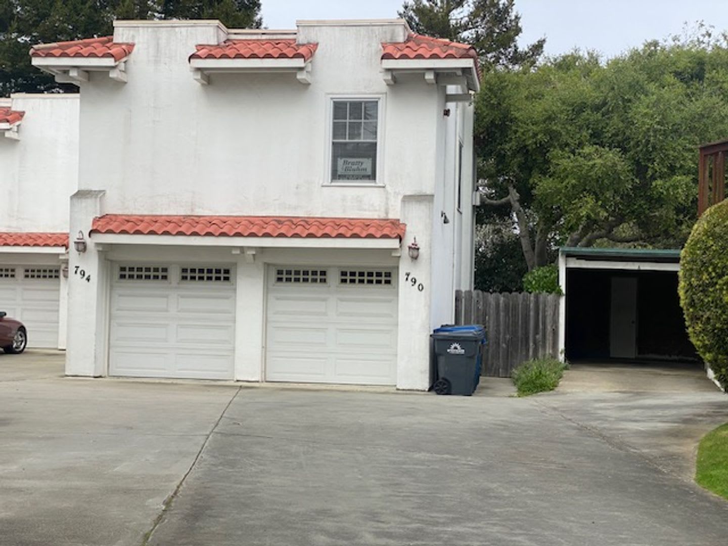 790 Lighthouse Avenue – photo 2