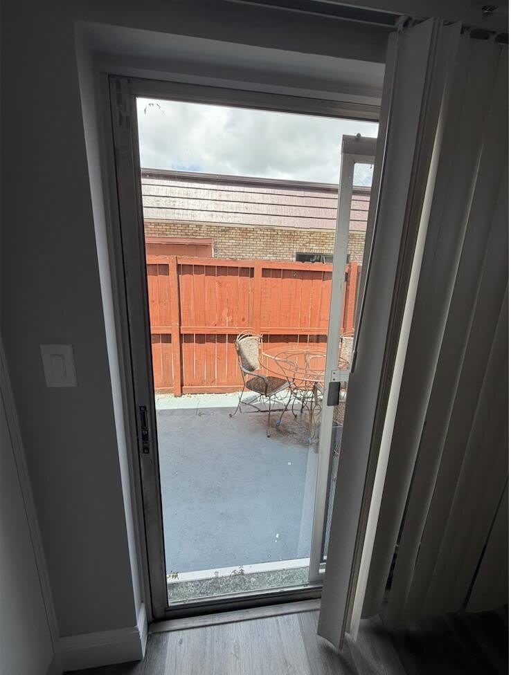 320 SW 1st Street – photo 4