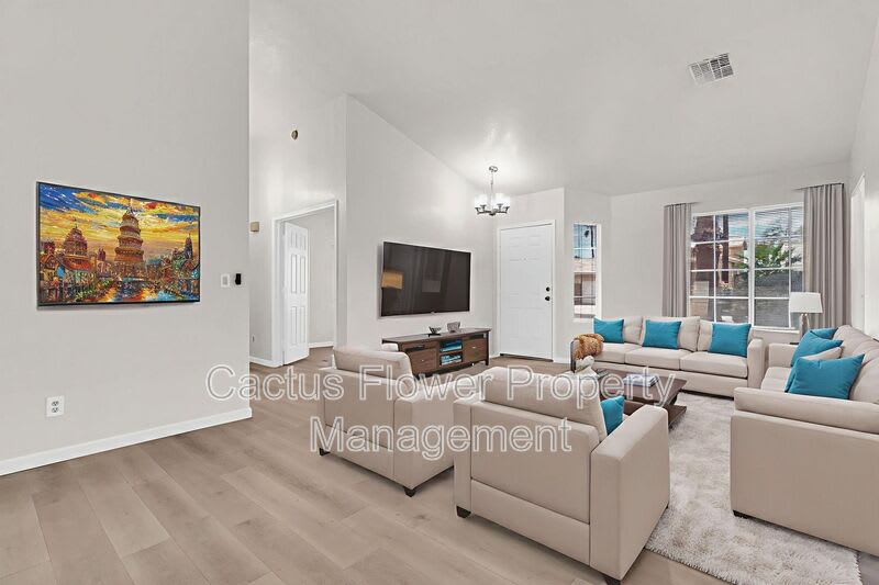 1132 E Harbor View Dr – photo 4