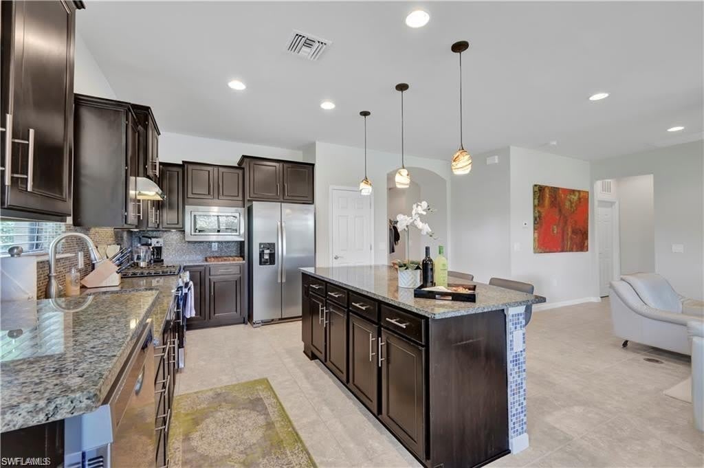 7103 Lily Way – photo 3