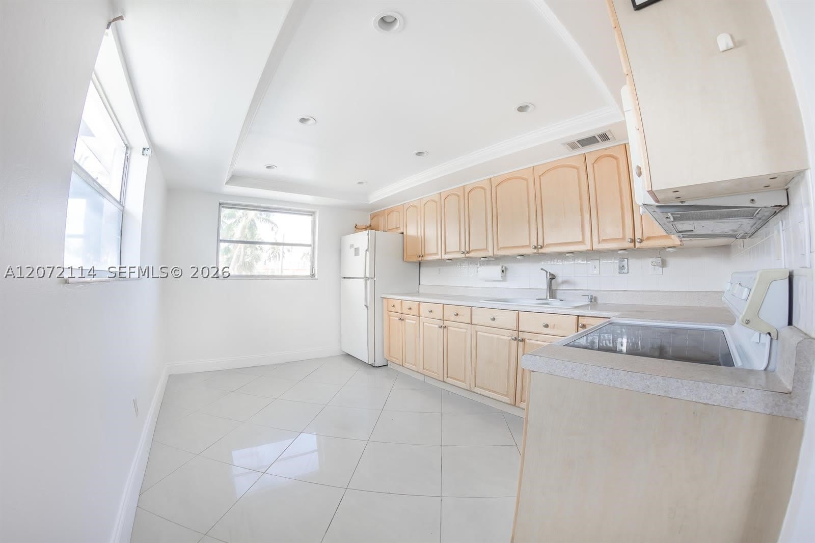 344 SW 1st St – photo 4