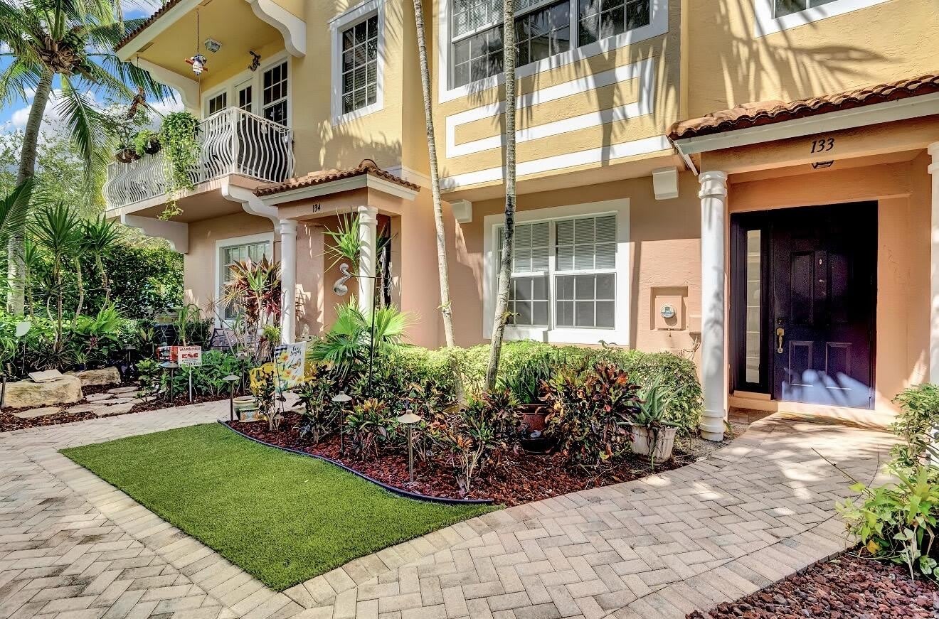 133 Harbors Way – photo 1