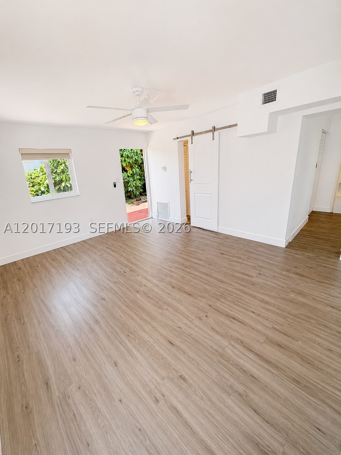 235 SW 64th Ave – photo 4