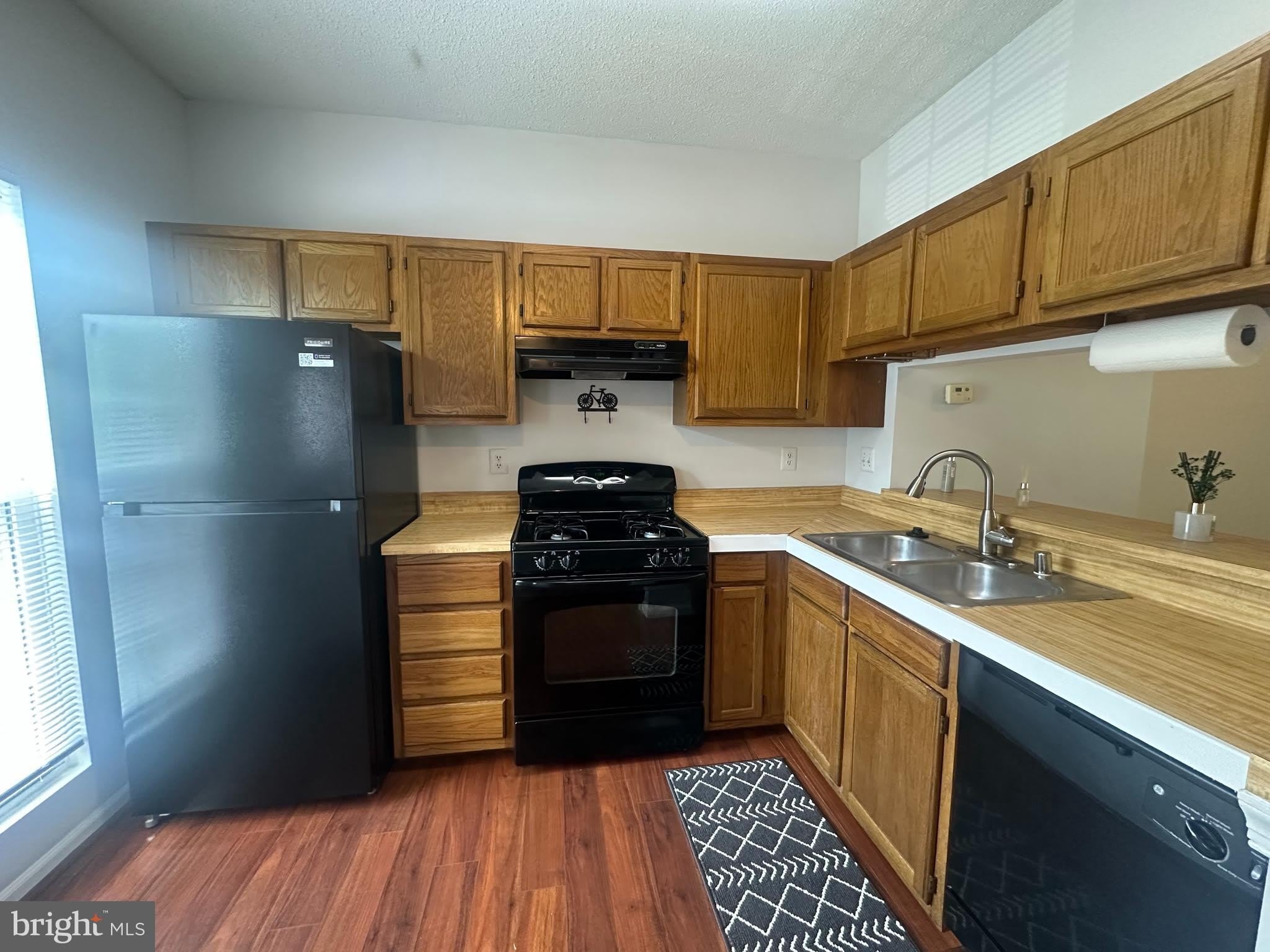 7223 PARSONS Court – photo 2