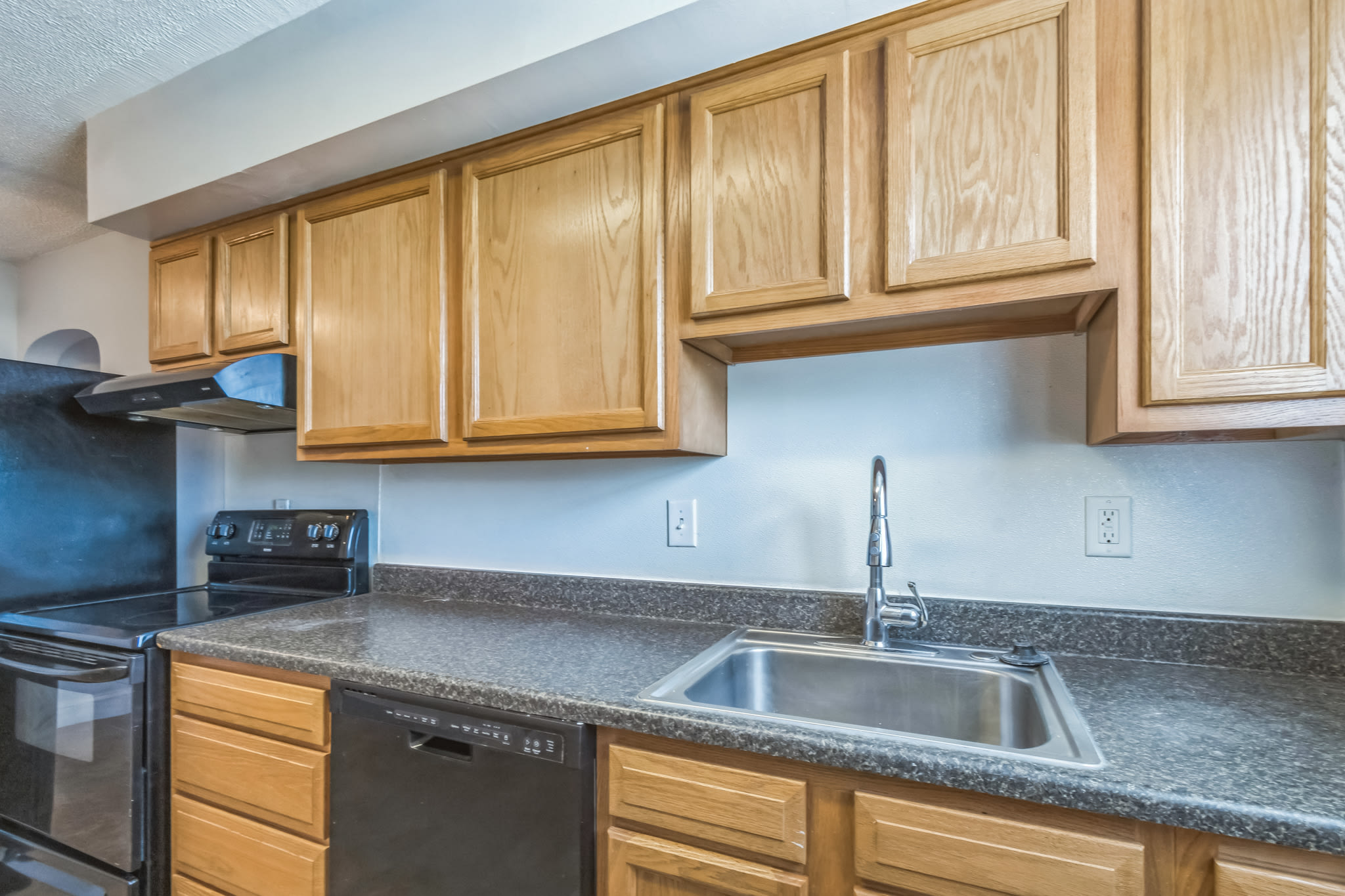 1608 W Street Southeast – photo 4
