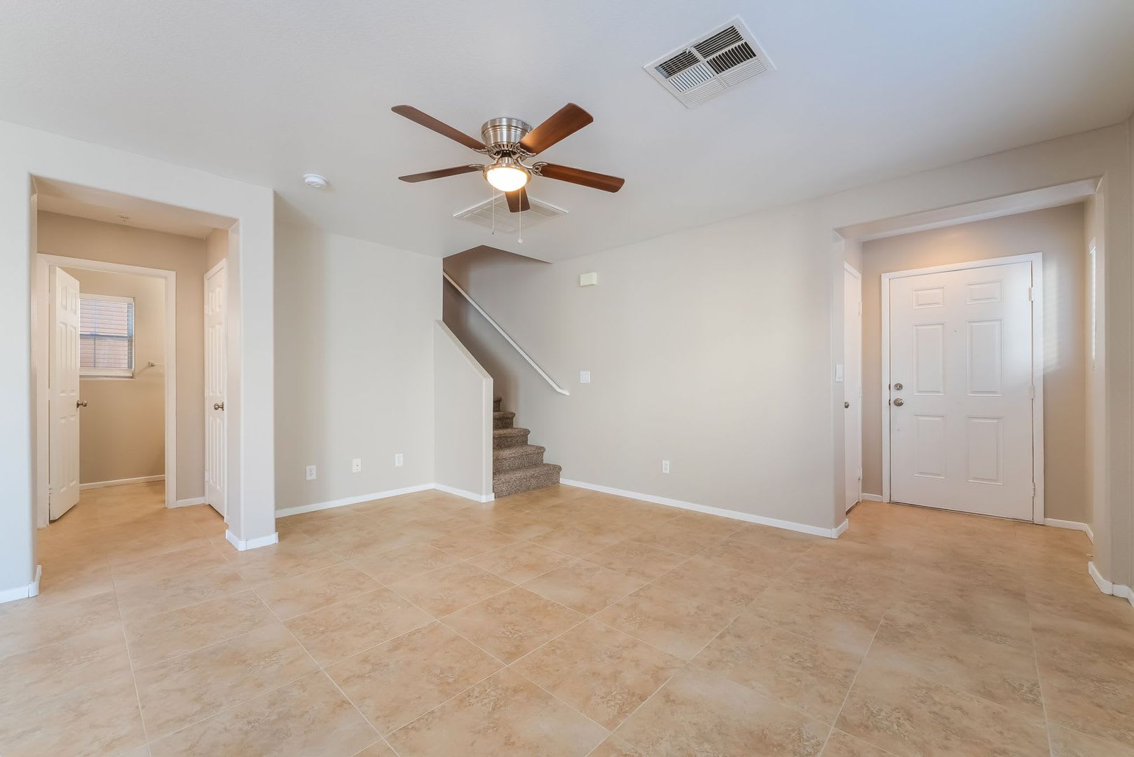 Freshly Reimagined Living in the Heart of Paradise Hills! – photo 5