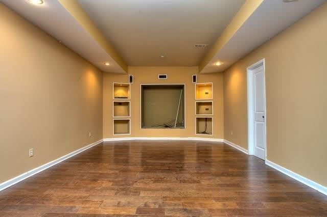 1624 Longmont Drive – photo 4