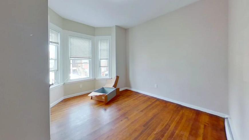 121 George St – photo 5