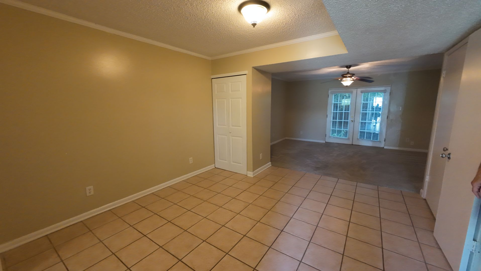 1/1.5 Townhome in Springhill Place – photo 5