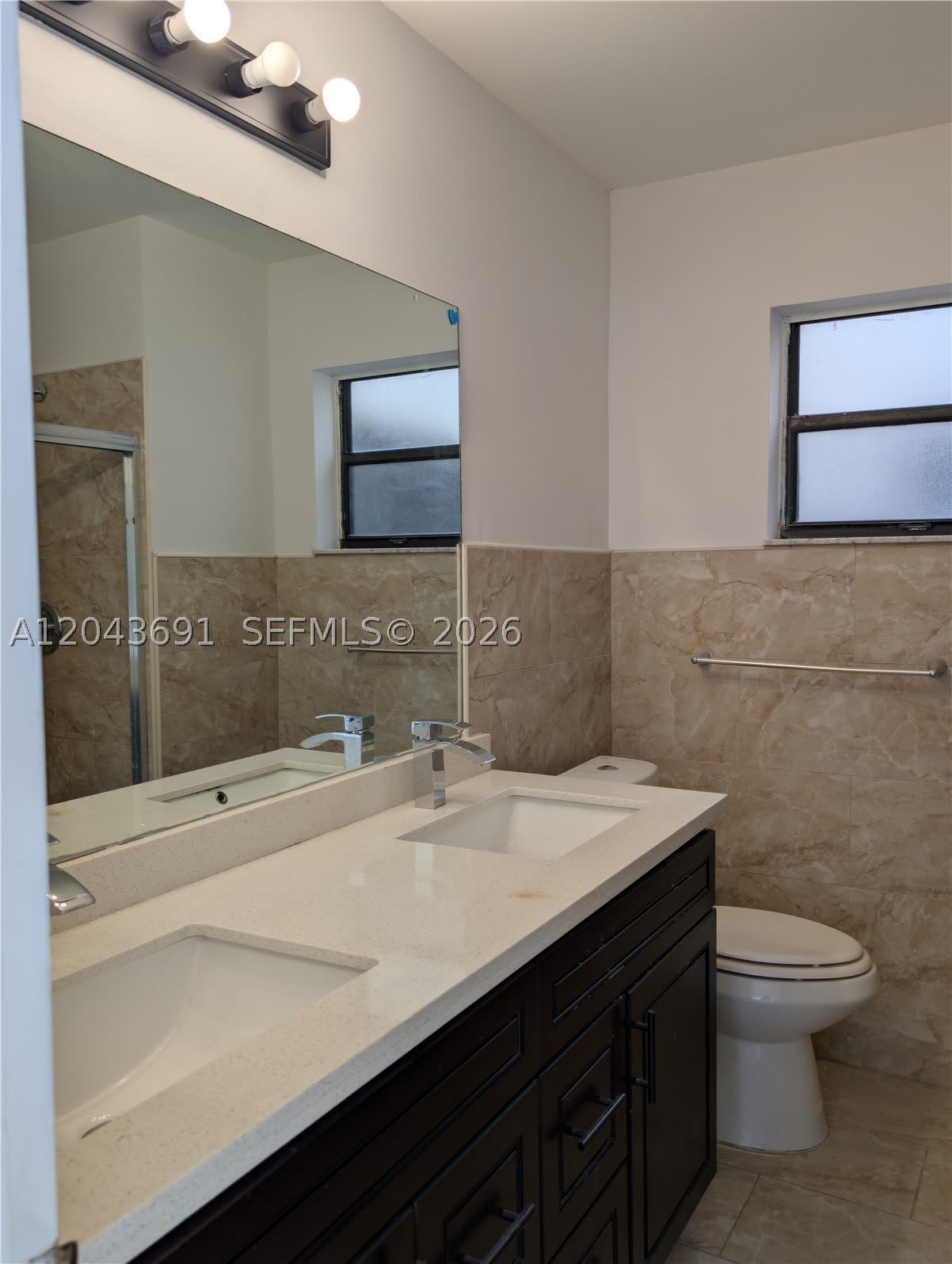 7502 NW 33rd St – photo 4