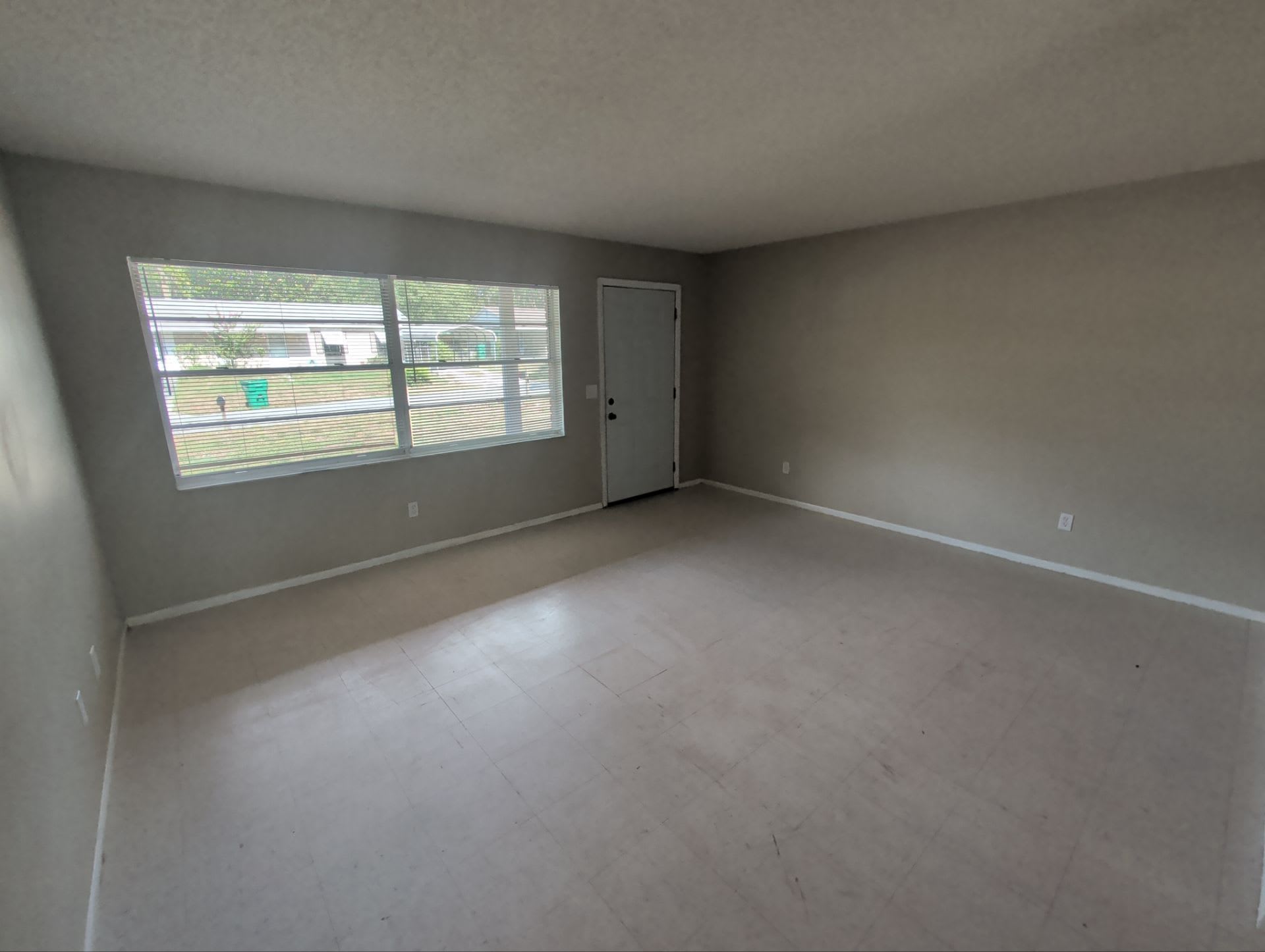 2352 S Sandburg Pt – photo 4