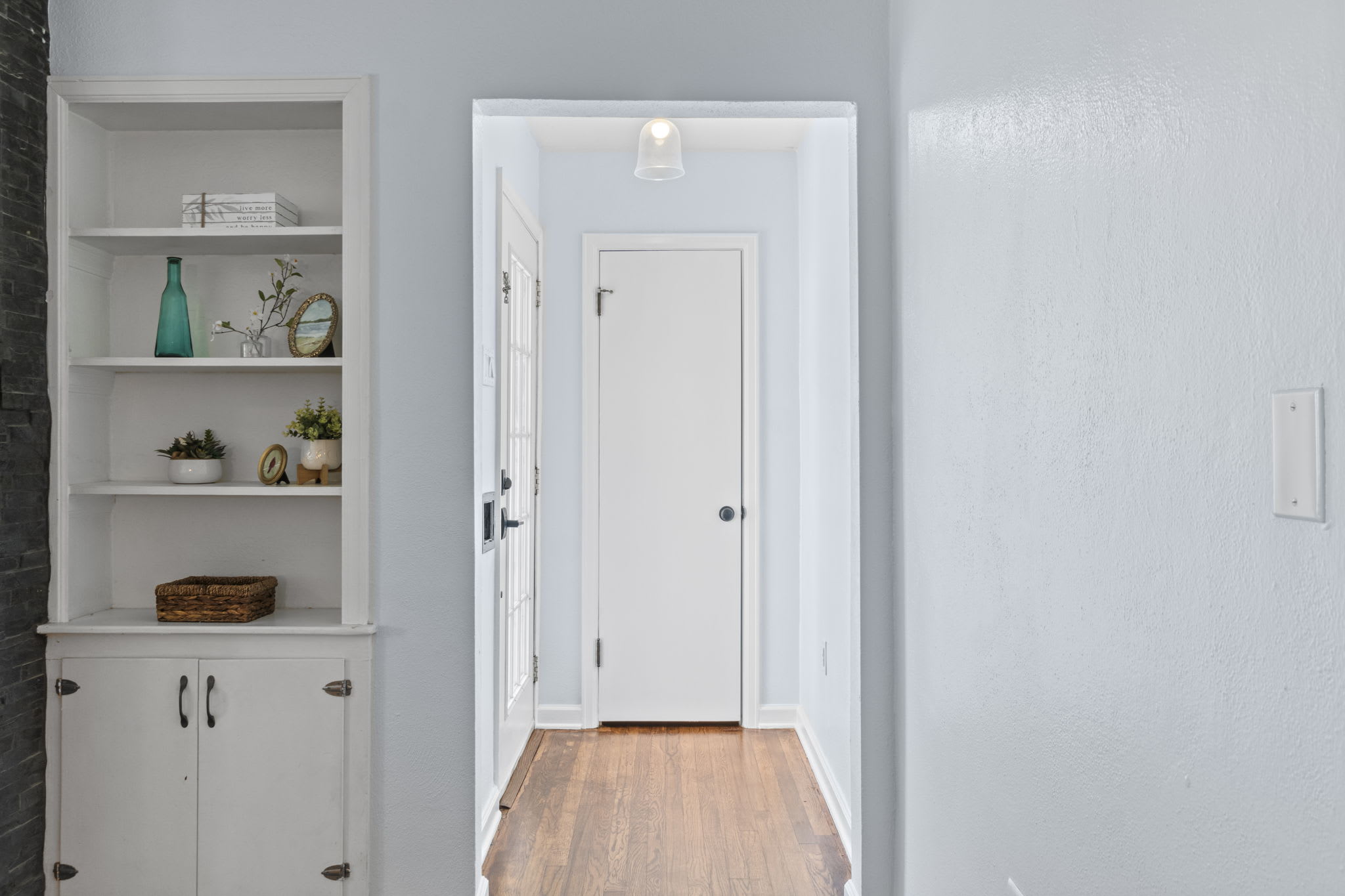 1812 East Avery Street – photo 3