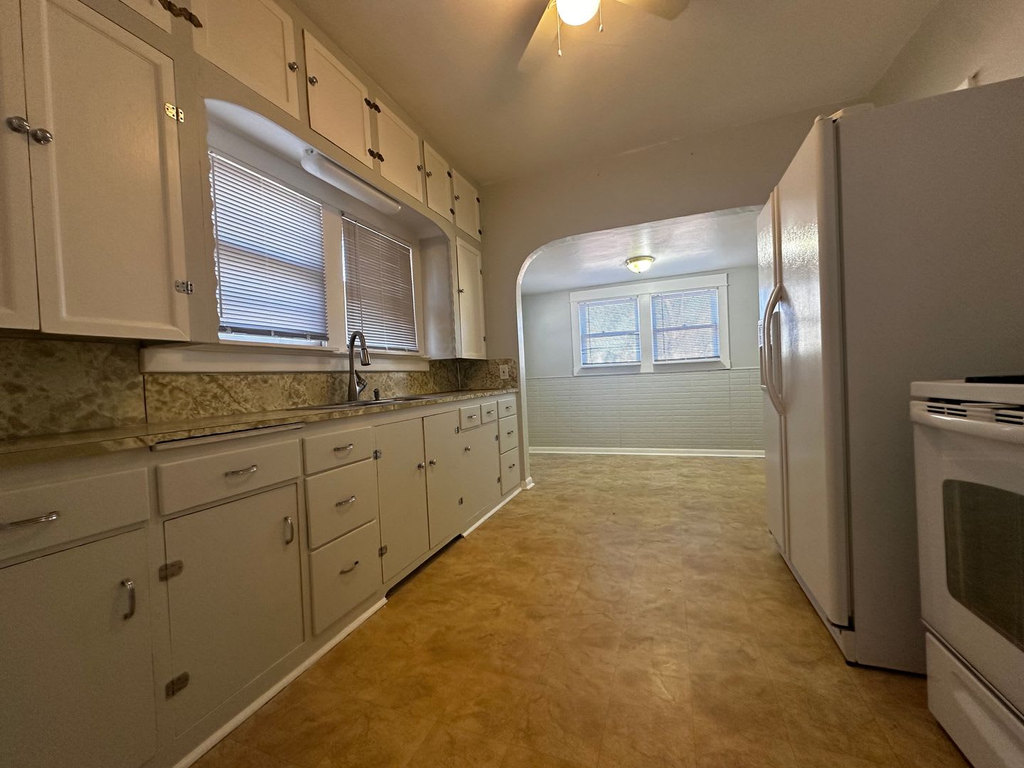 Charming 2+ Bedroom House in Laurel! – photo 4