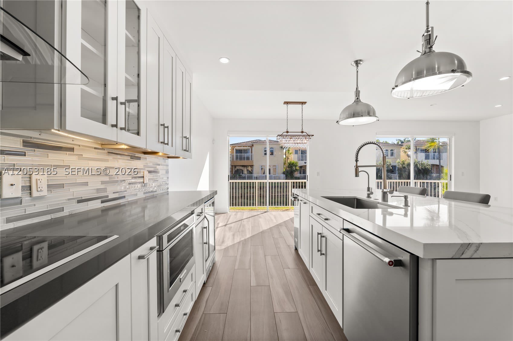 3110 NE 210th Ter – photo 2