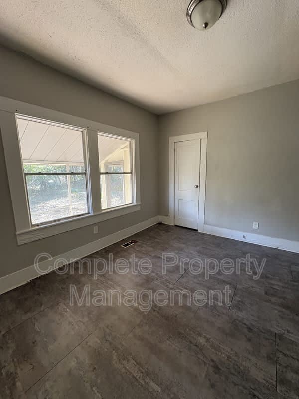 768 80th Place South – photo 5