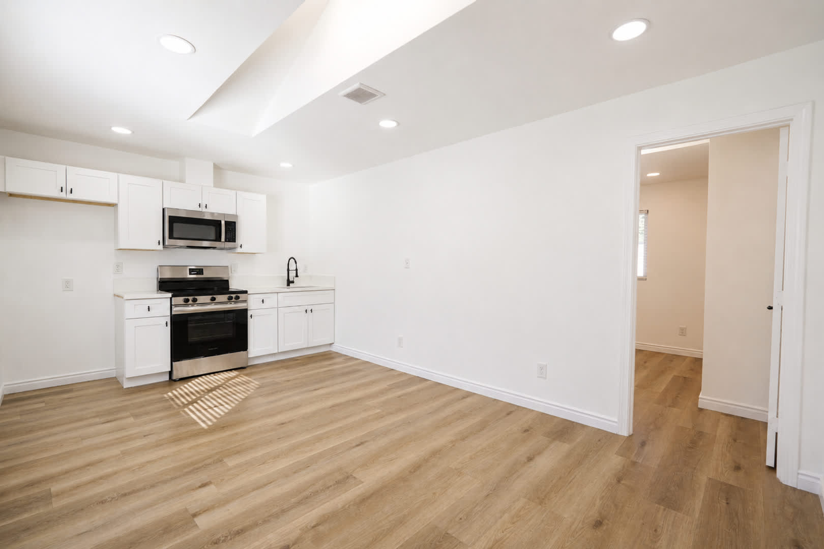 5822 Virginia Place – photo 5